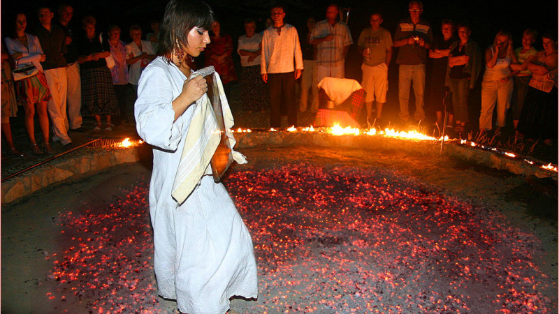 Нестинарство